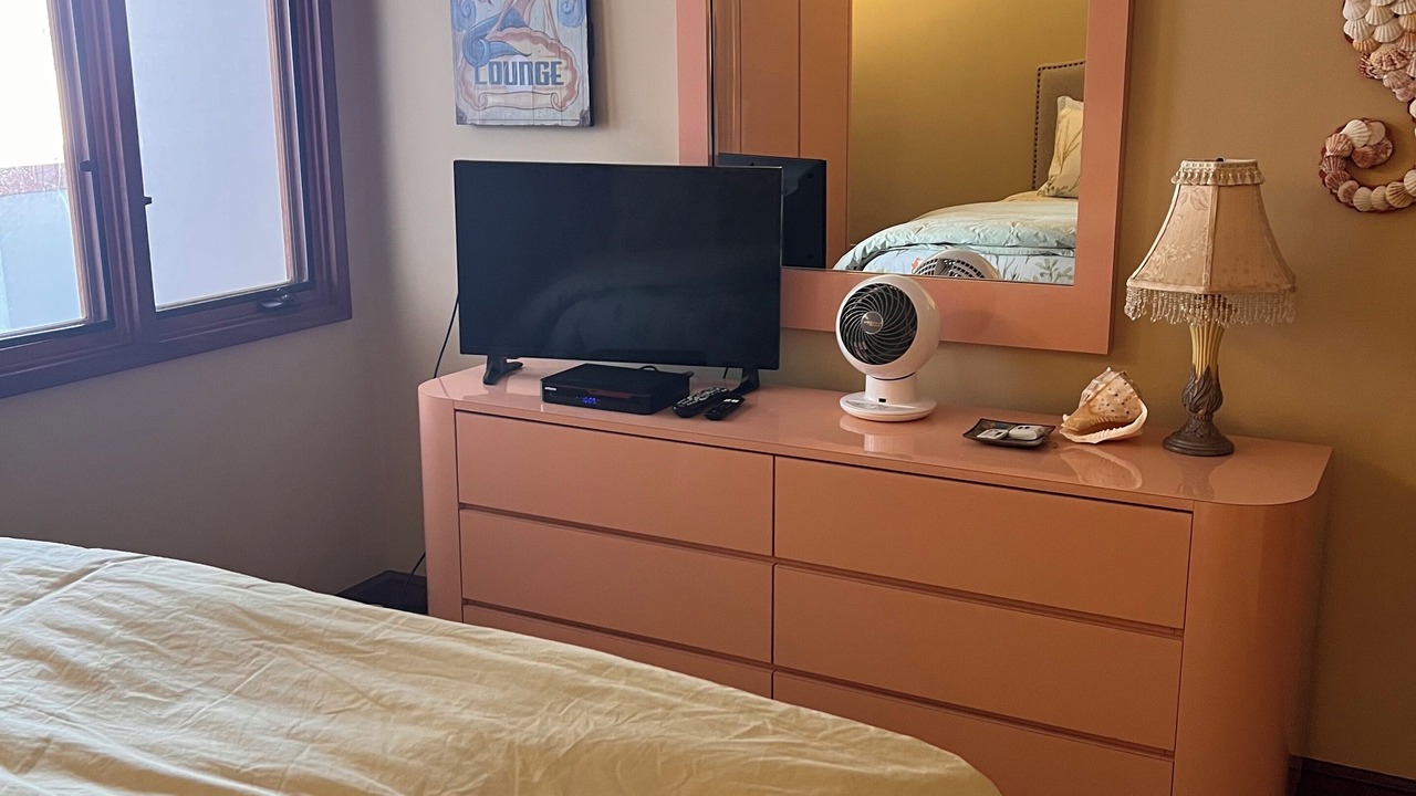 Photo of Bedroom in Avalon