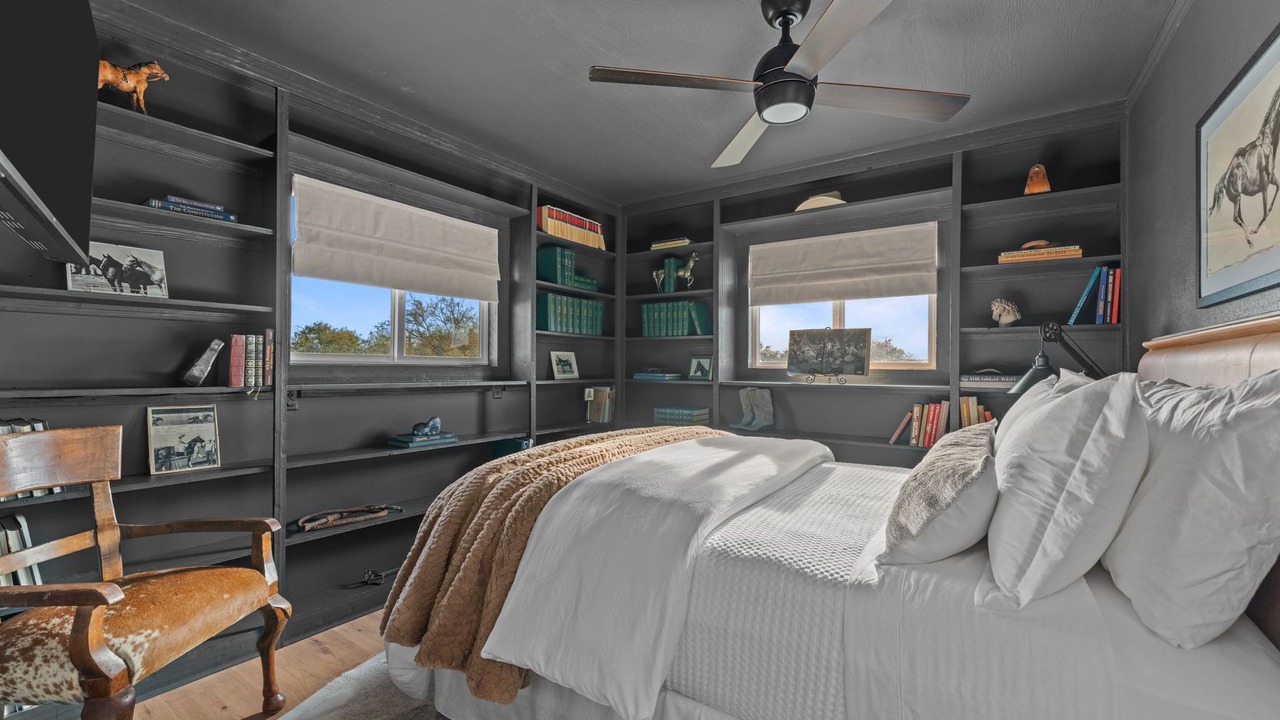 Photo of Bedroom in Wickenburg