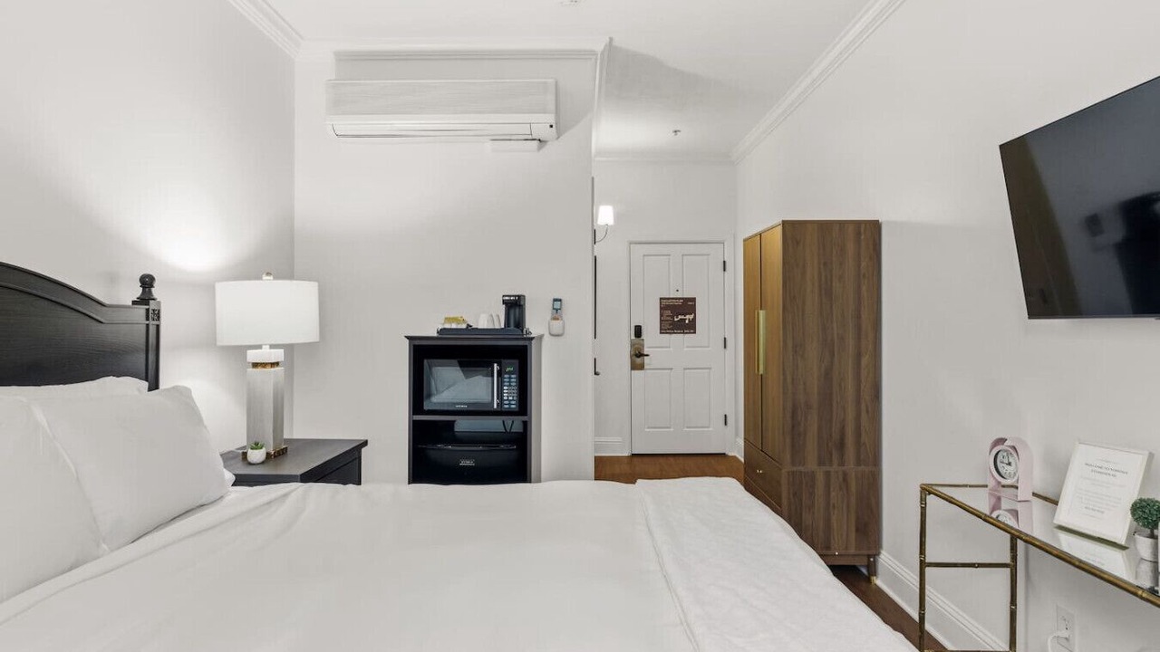 Photo of Bedroom in Santa Rosa