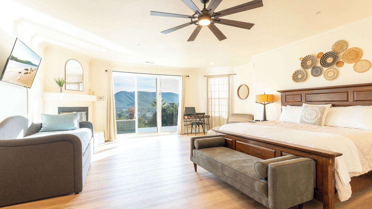 Photo of Bedroom in Vista