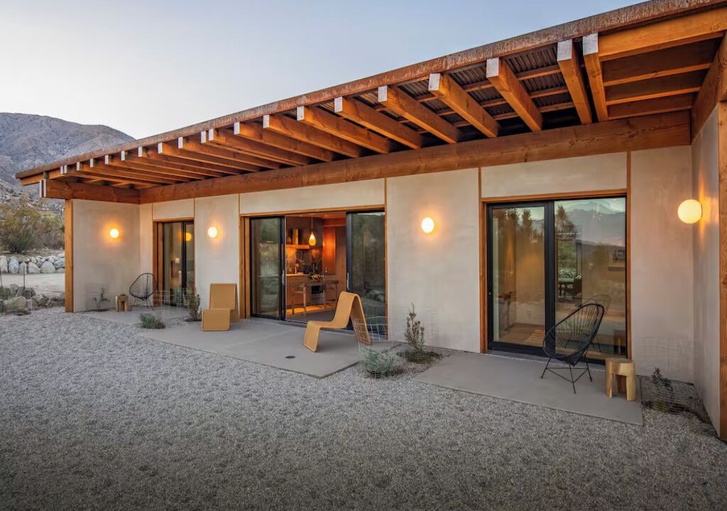 Photo of Patio Balcony in Morongo Valley