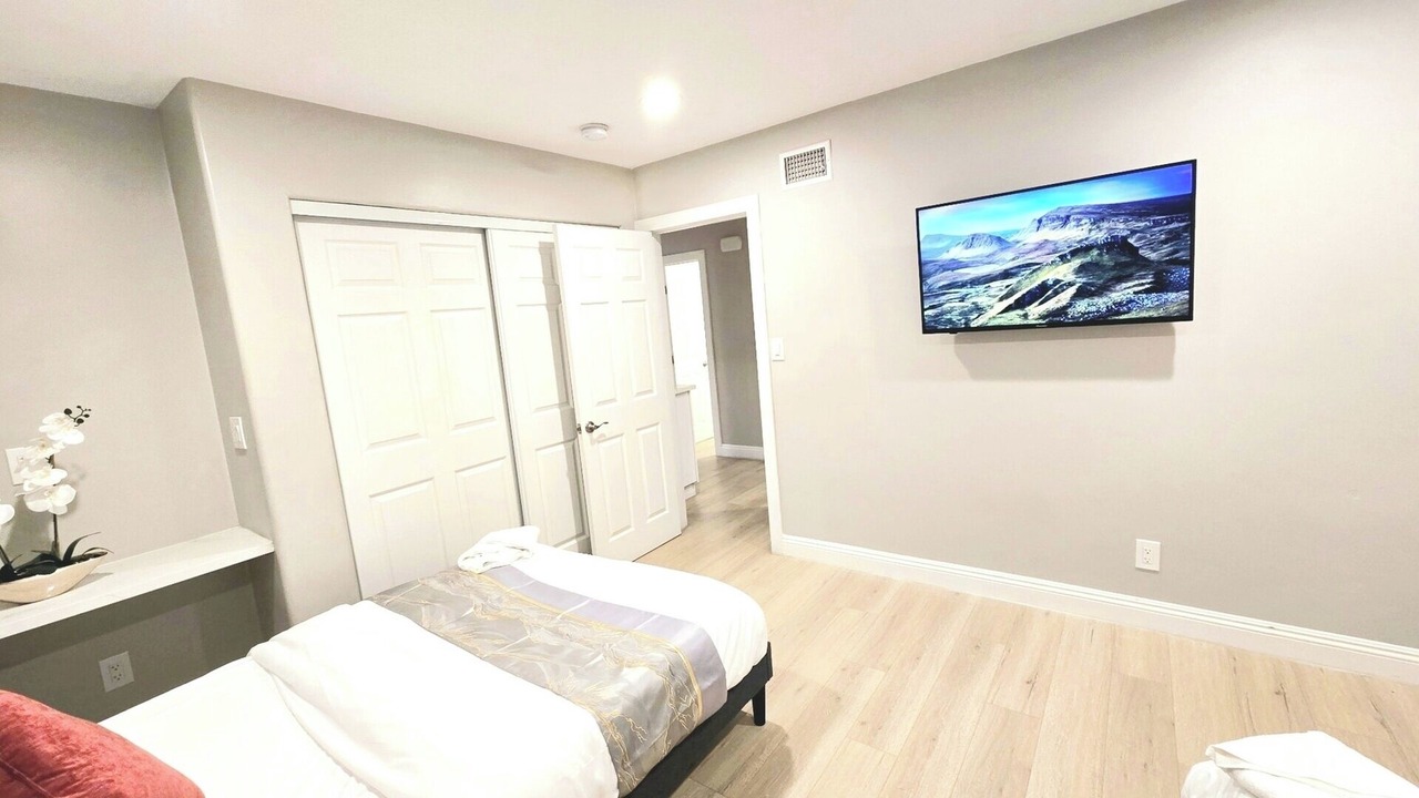 Photo of Bedroom in Lemon Grove