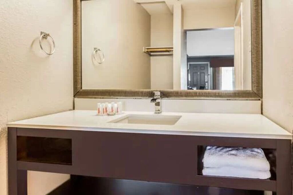 Photo of Bathroom in Mountain View
