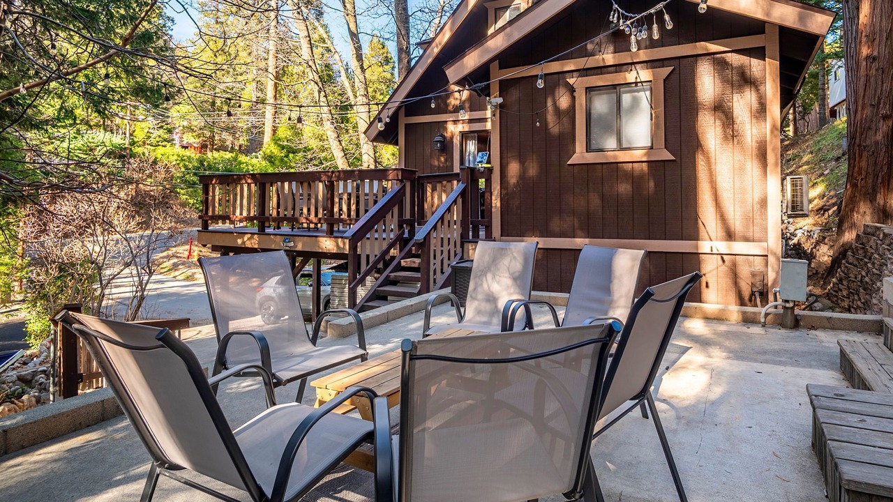 Photo of Patio Balcony in Crestline