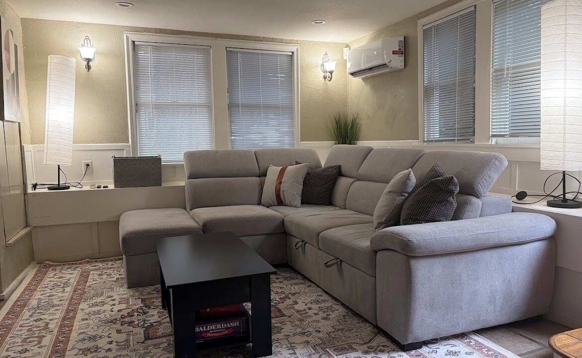 Photo of Livingroom in Southeastern Sacramento