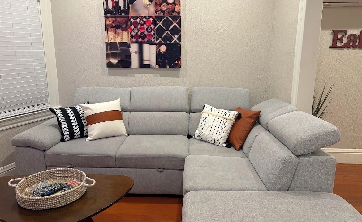 Photo of Livingroom in Southeastern Sacramento