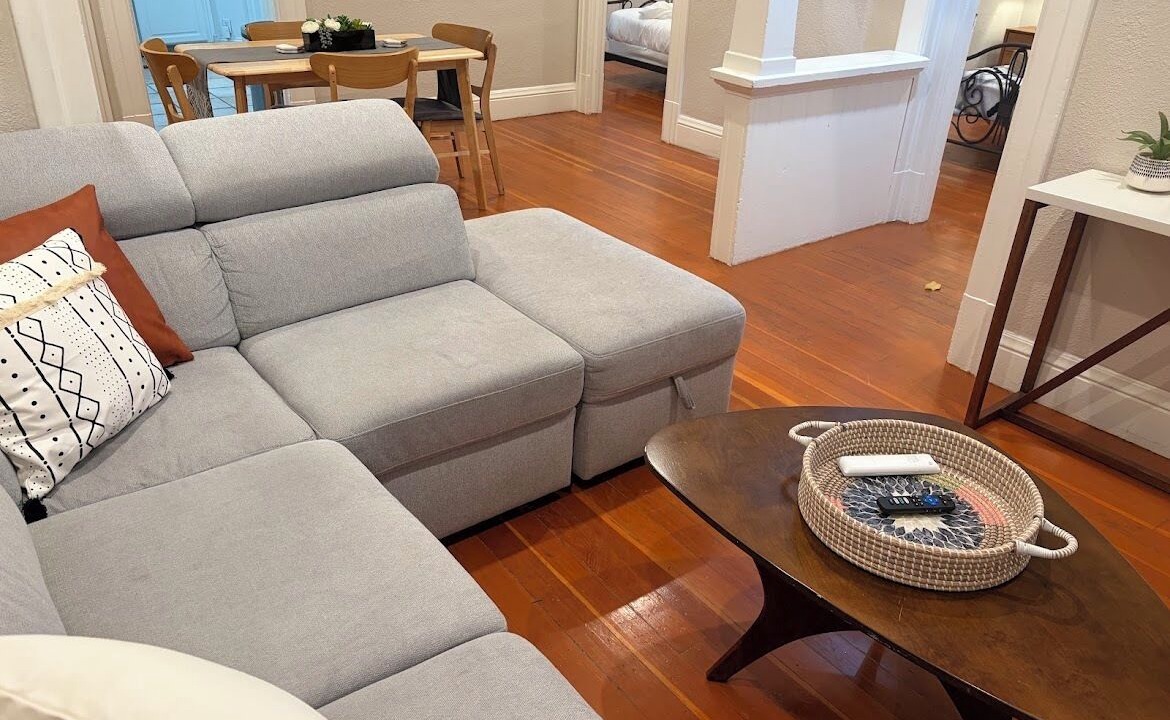 Photo of Livingroom in Southeastern Sacramento