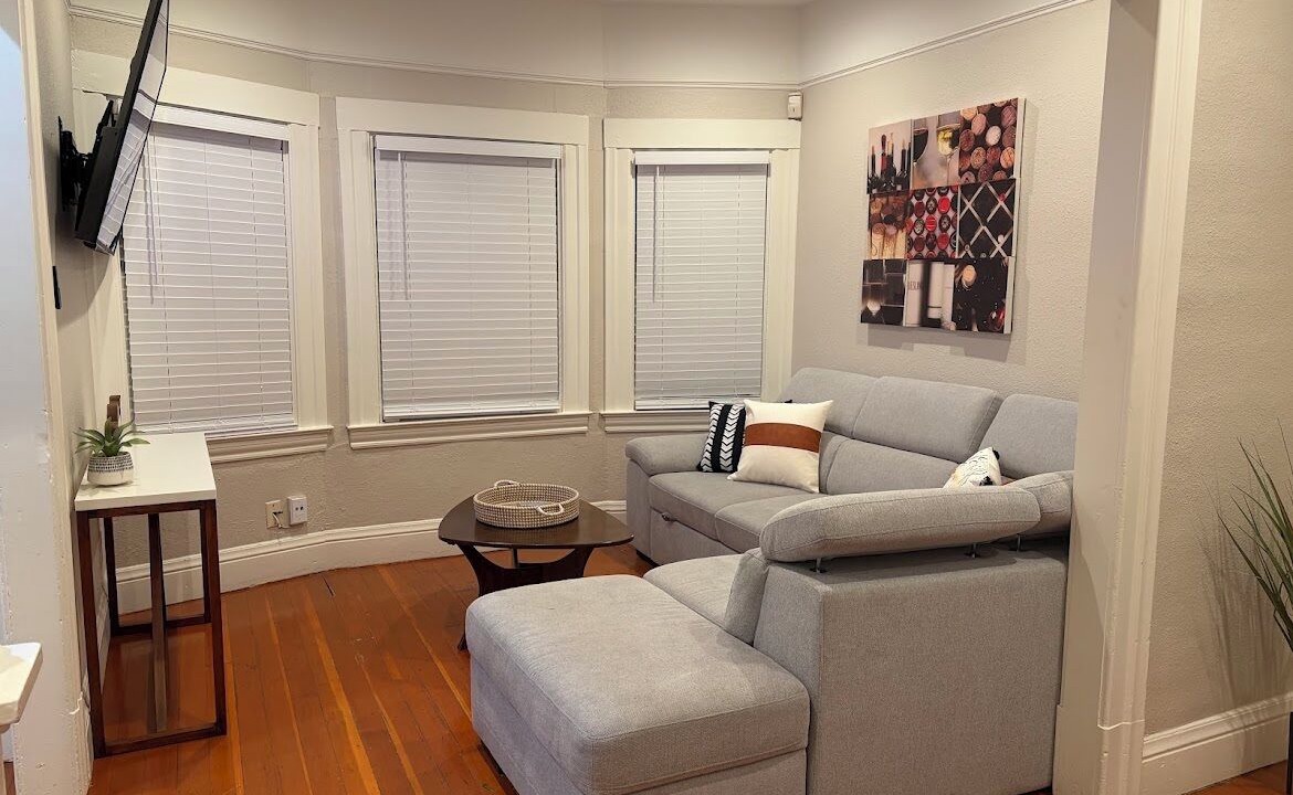 Photo of Livingroom in Southeastern Sacramento