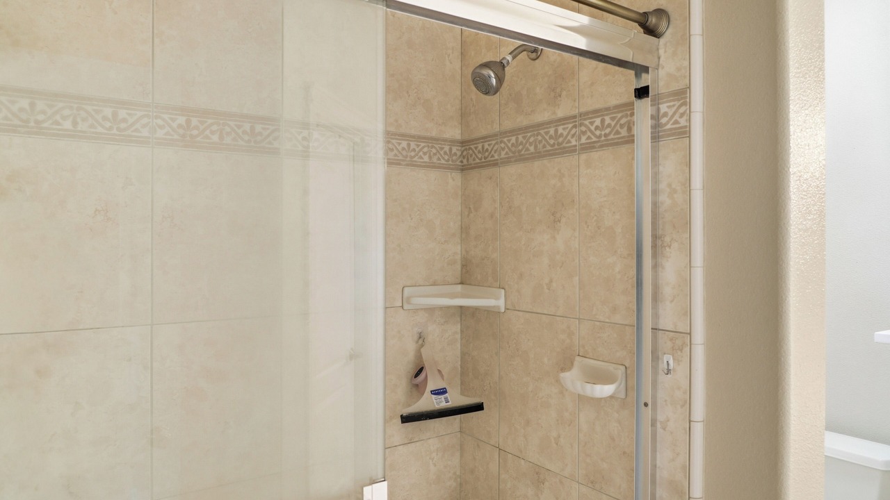 Photo of Bathroom in Sunset Avenues