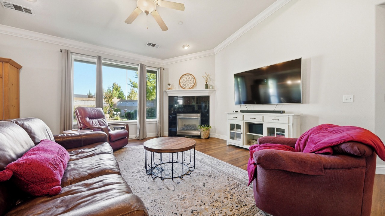 Photo of Livingroom in Sunset Avenues