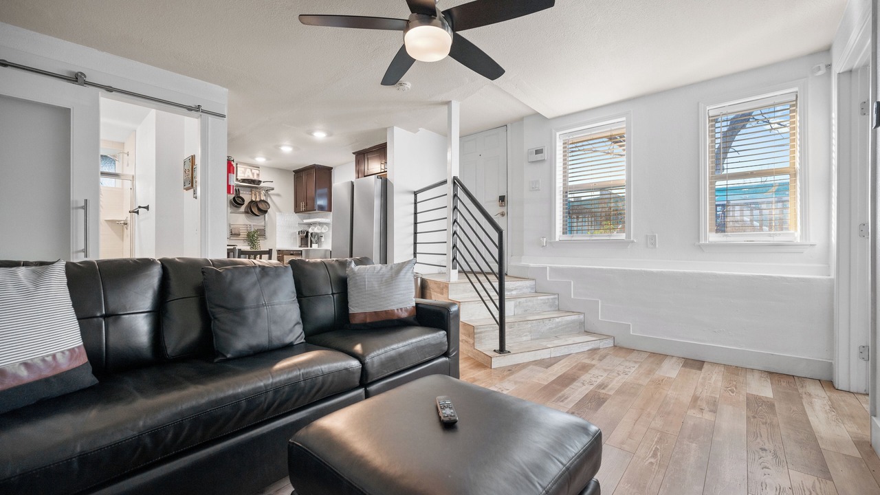 Photo of Livingroom in Southeastern Sacramento