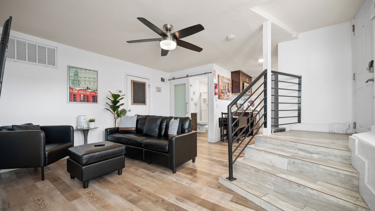 Photo of Livingroom in Southeastern Sacramento