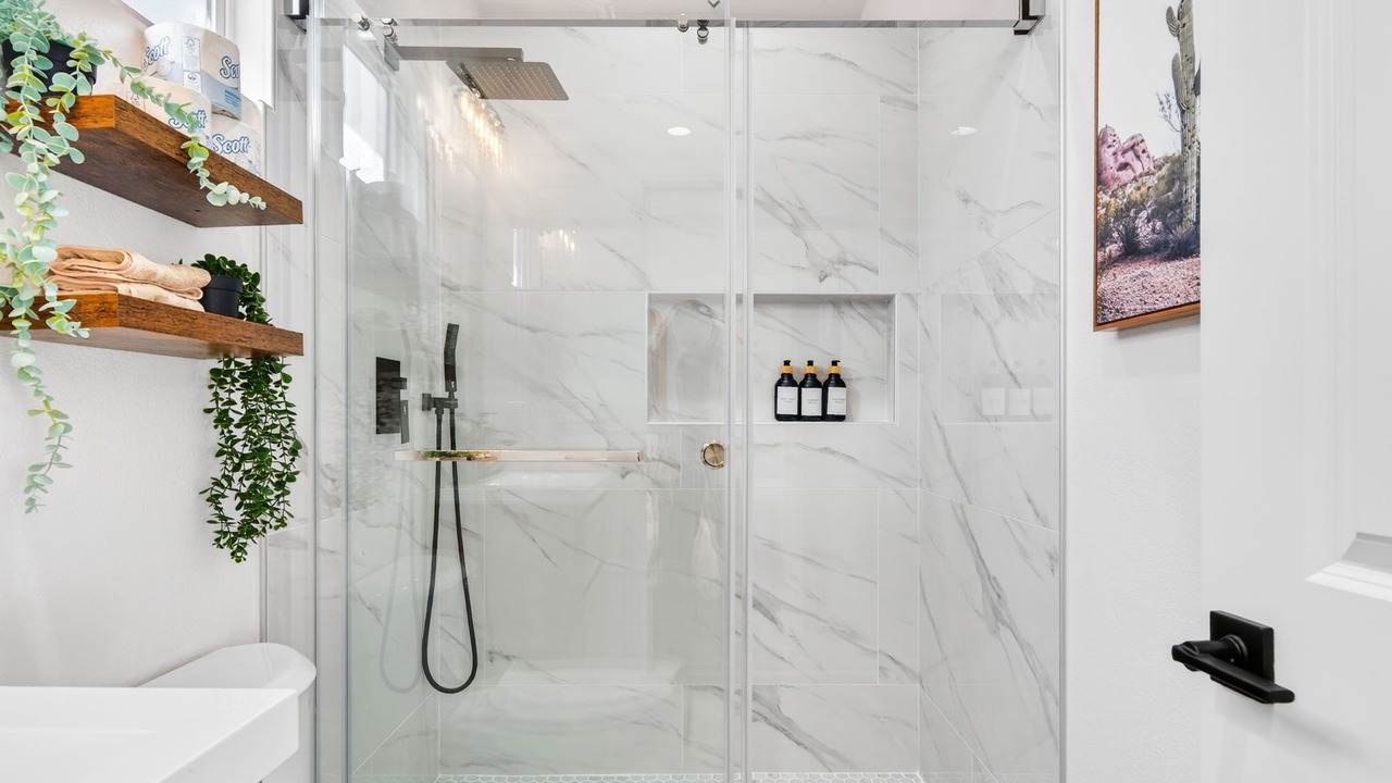 Photo of Bathroom in Midway City