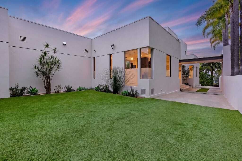 Photo of Outdoor in Beverly Grove