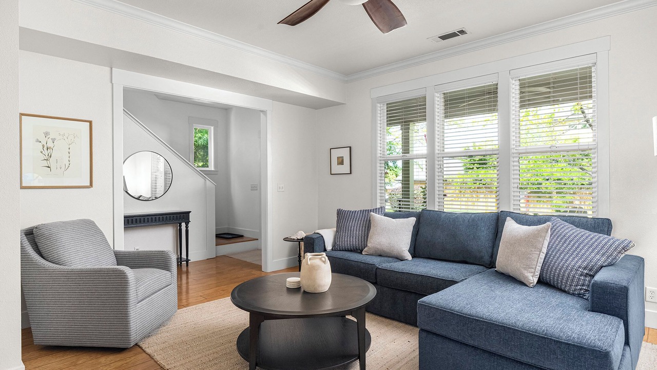 Photo of Livingroom in Chico