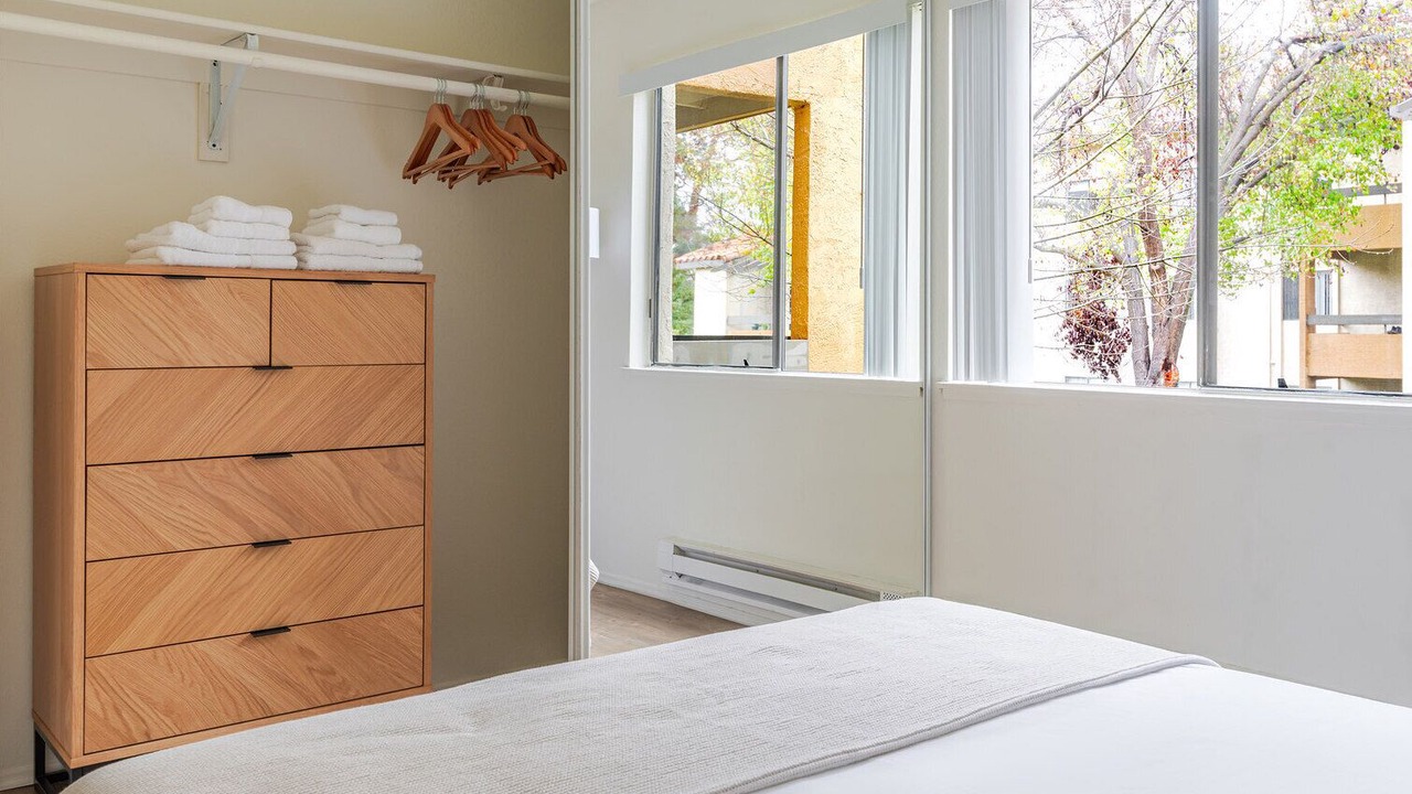Photo of Bedroom in Shoreline West