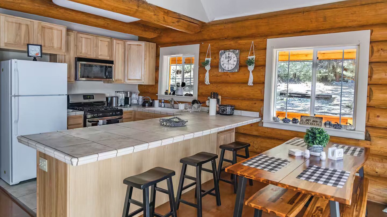 Photo of Kitchen in Pine Mountain Club