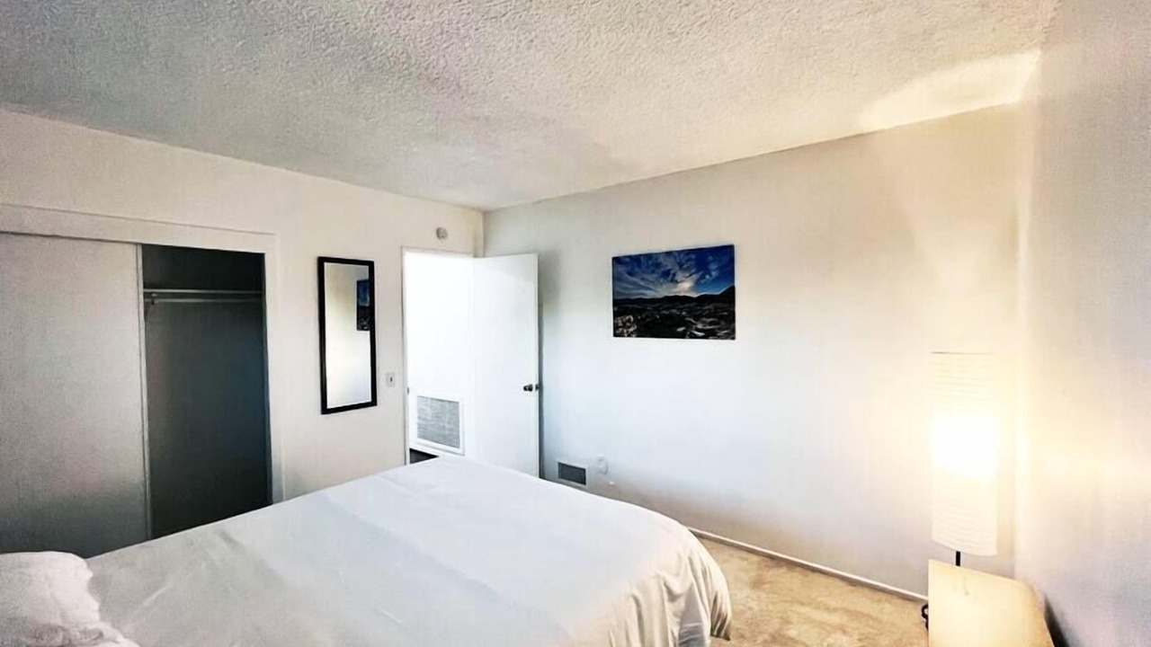Photo of Bedroom in Cypress Park