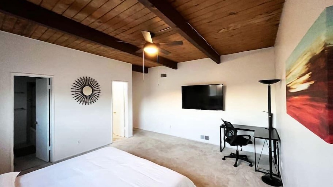 Photo of Bedroom in Cypress Park