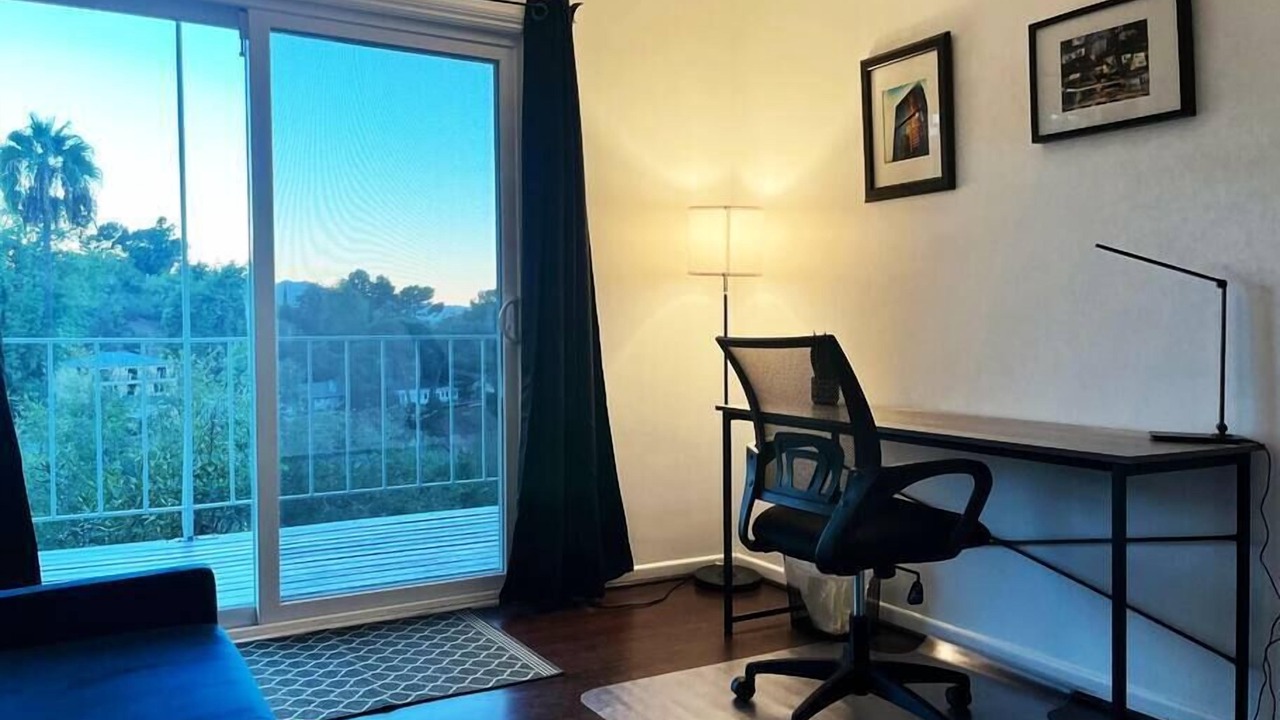 Photo of Livingroom in Cypress Park