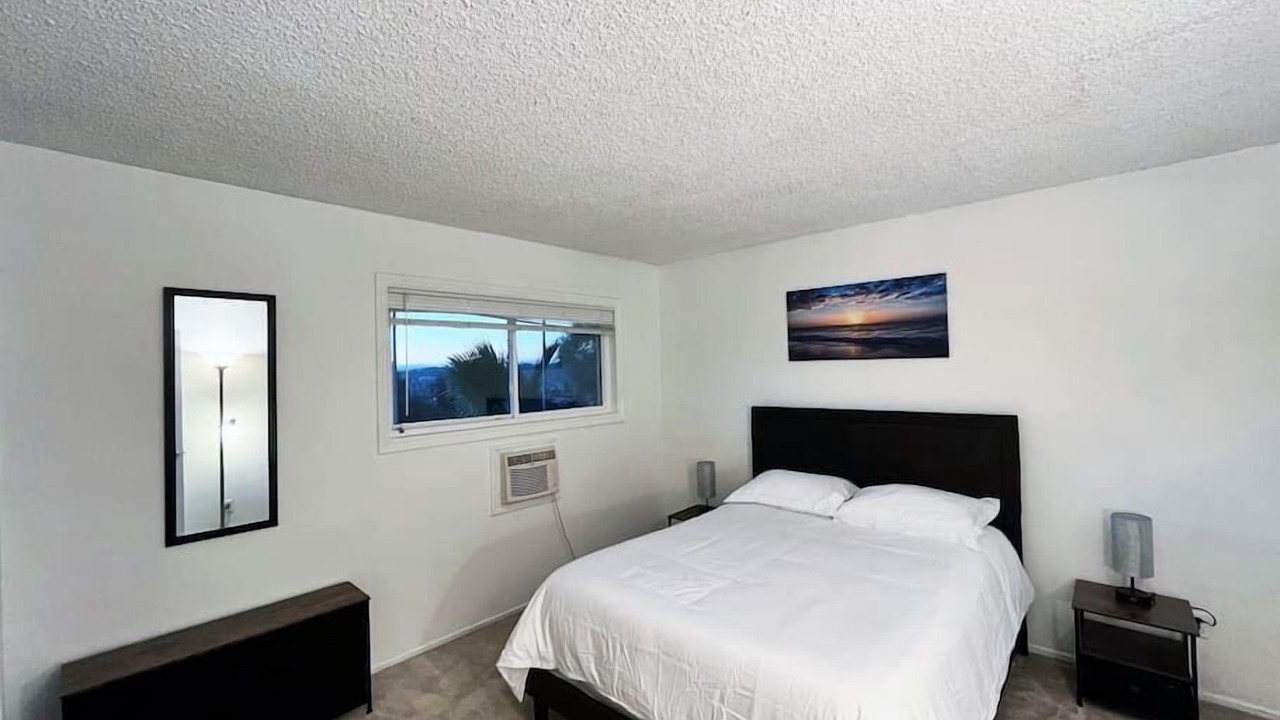 Photo of Bedroom in Cypress Park