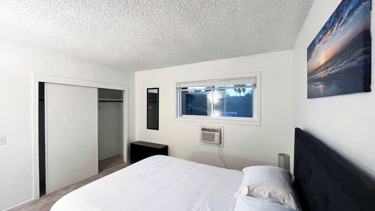 Photo of Bedroom in Cypress Park