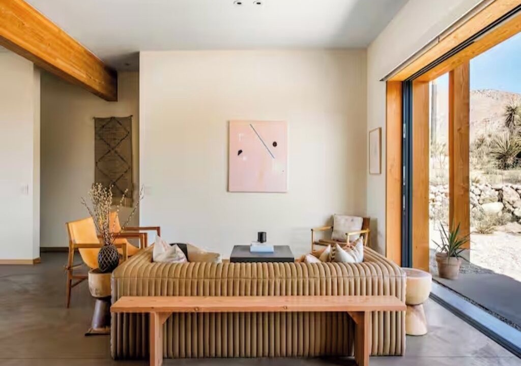 Photo of Livingroom in Morongo Valley