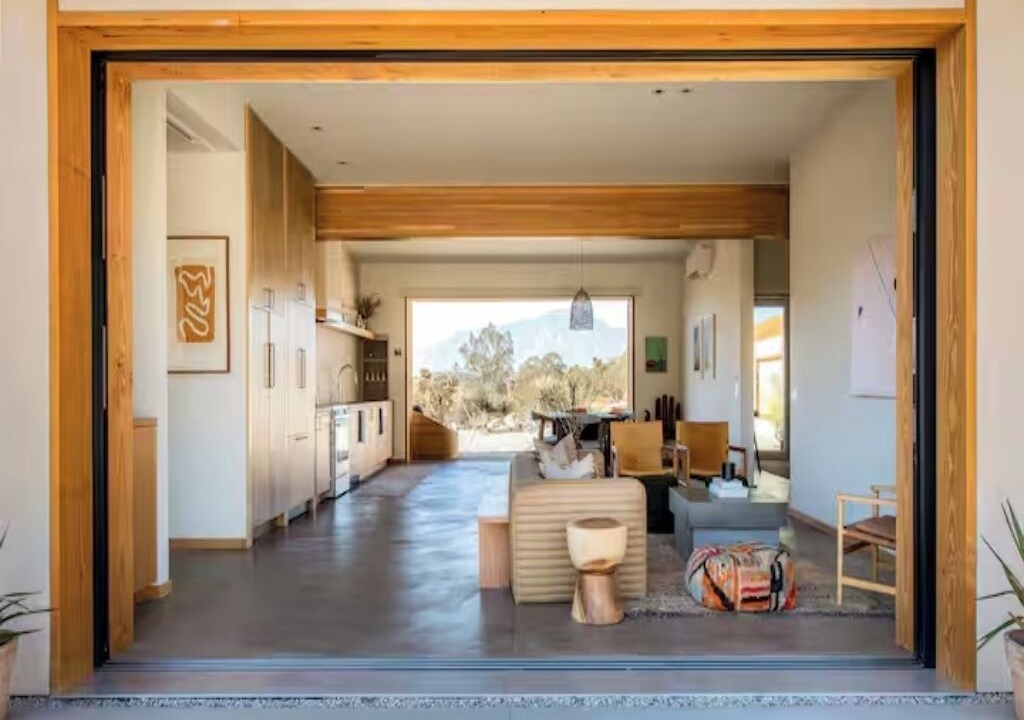 Photo of Livingroom in Morongo Valley