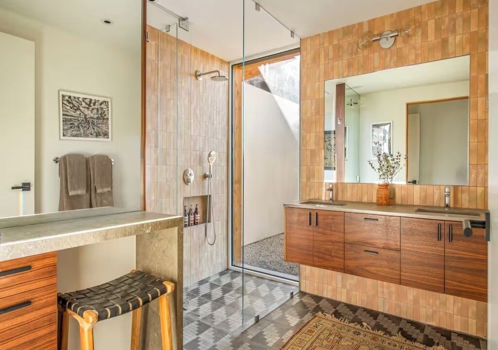 Photo of Bathroom in Morongo Valley