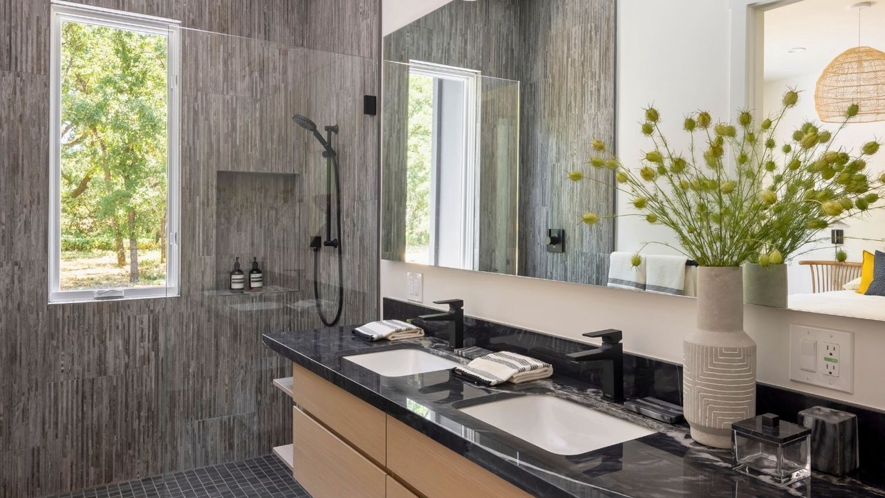 Photo of Bathroom in Sonoma