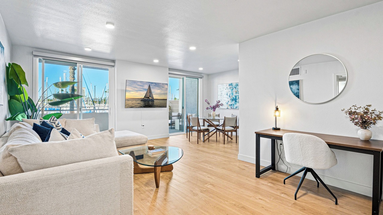 Photo of Livingroom in Marina del Rey