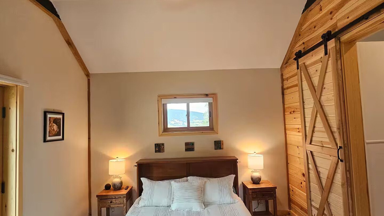 Photo of Bedroom in Pauma Valley