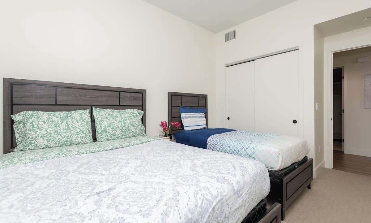 Photo of Bedroom in Inglewood