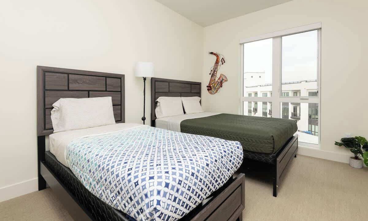 Photo of Bedroom in Inglewood
