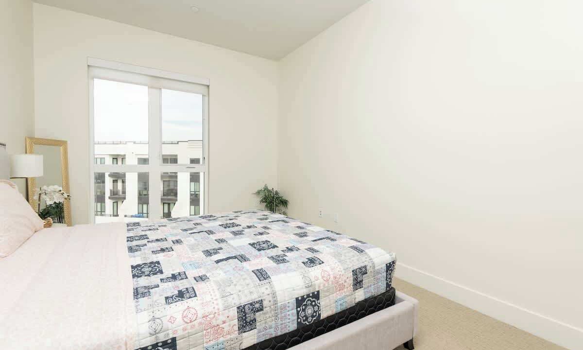 Photo of Bedroom in Inglewood