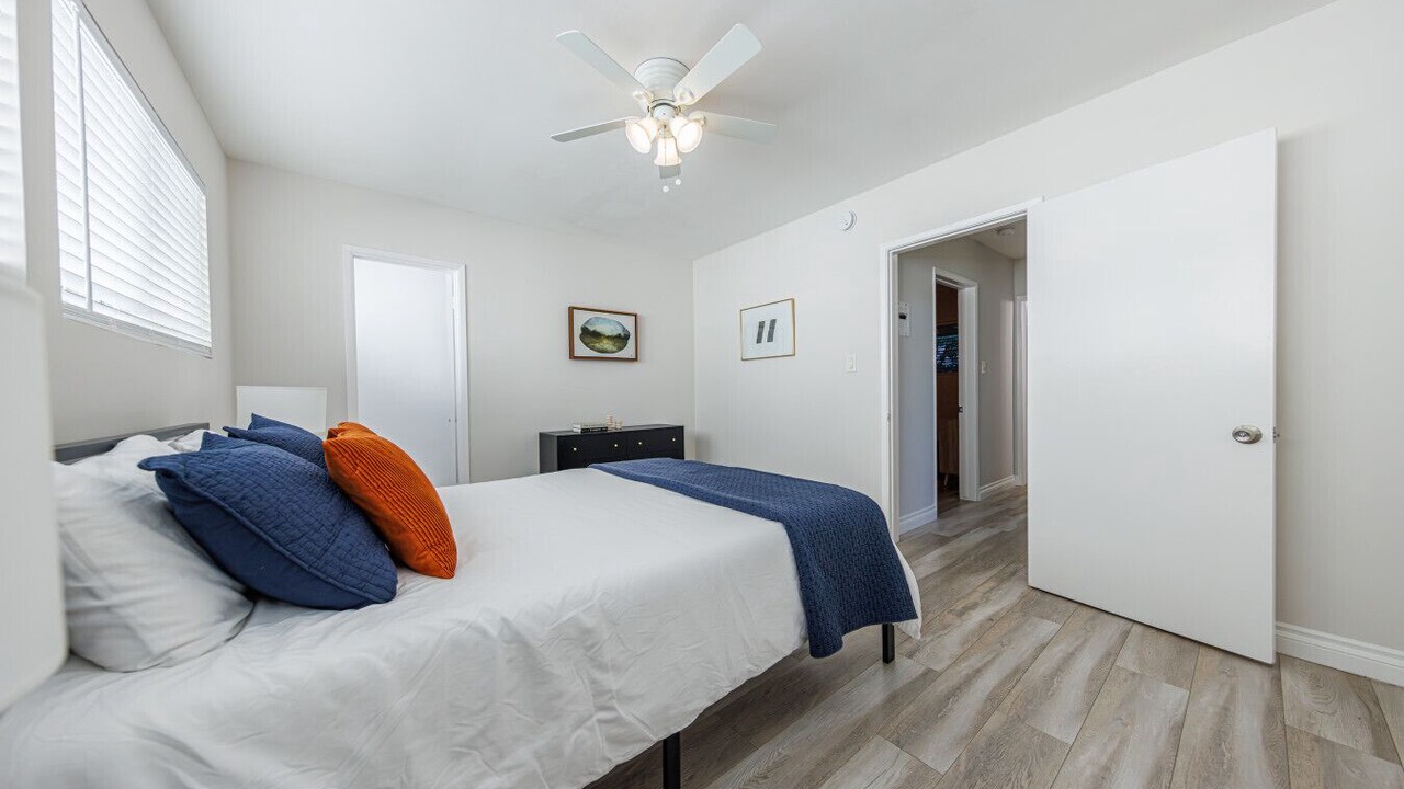Photo of Bedroom in Beverly Hills