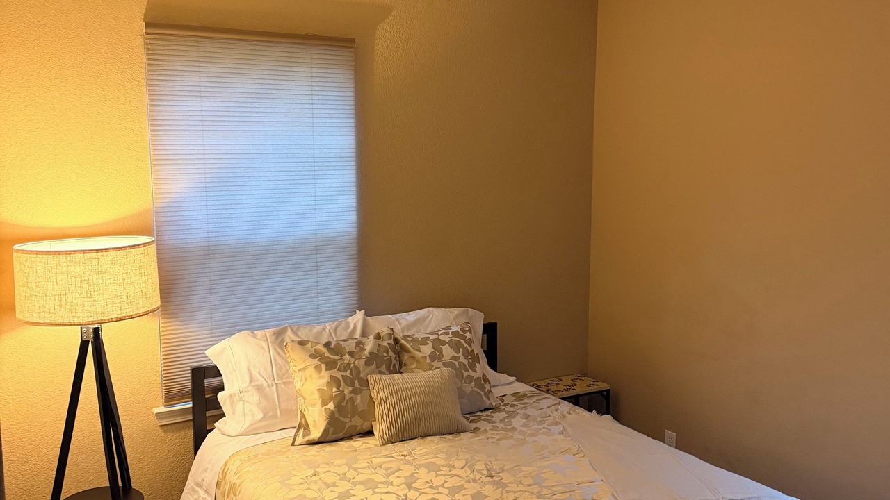 Photo of Bedroom in Tracy