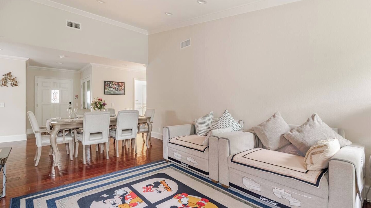 Photo of Livingroom in Placentia