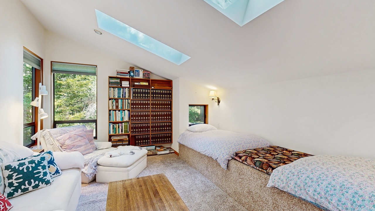Photo of Bedroom in Sea Ranch