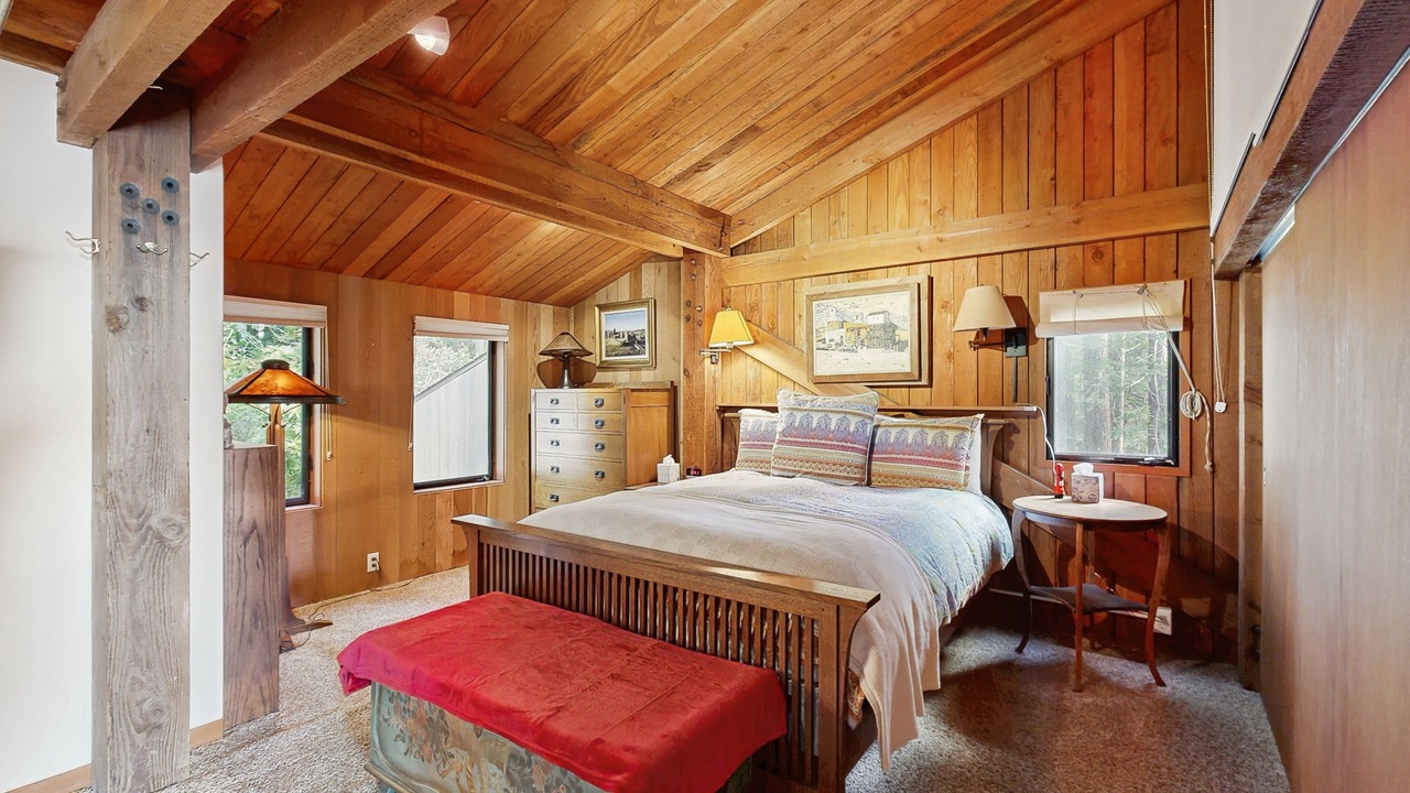 Photo of Bedroom in Sea Ranch