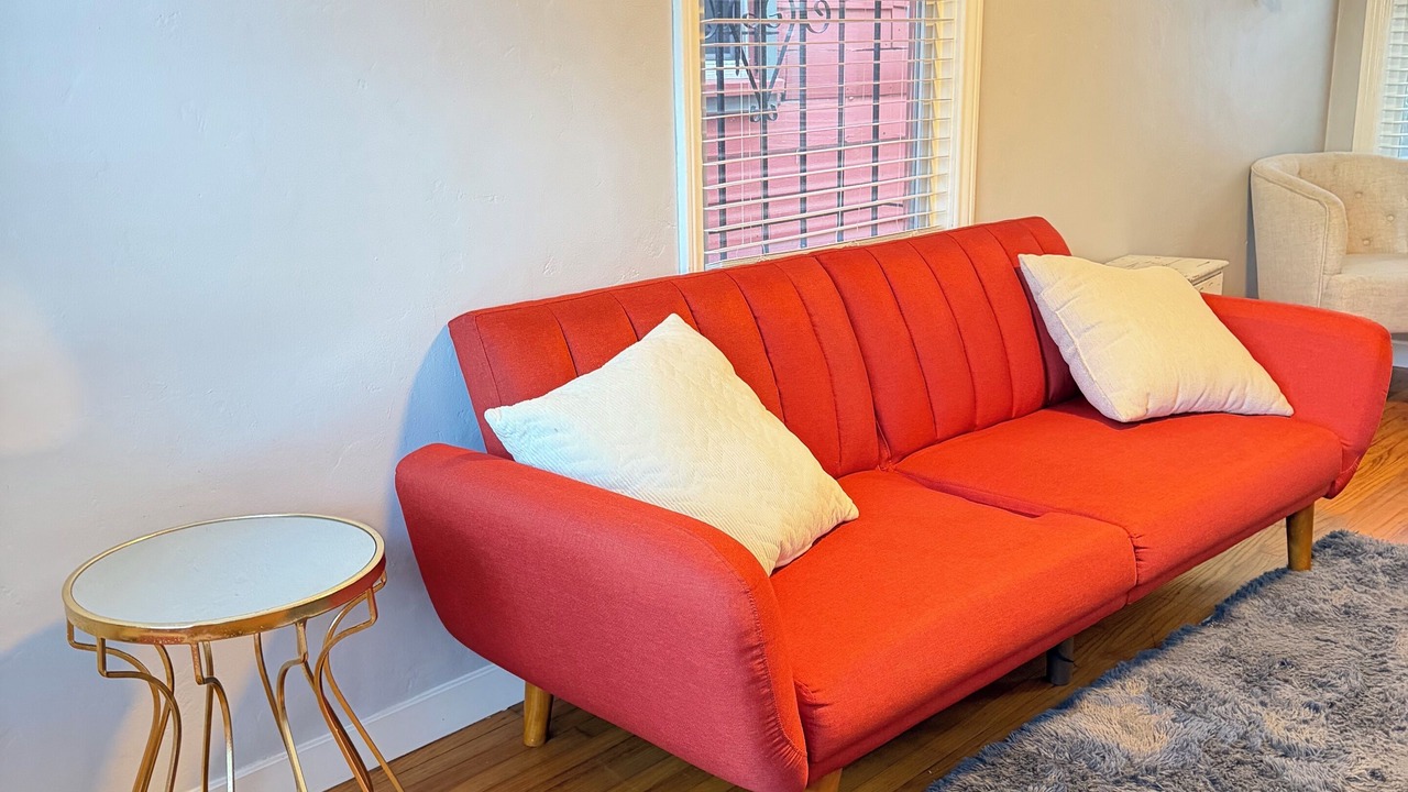 Photo of Livingroom in Little Italy