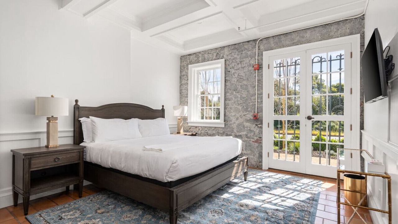 Photo of Bedroom in Santa Rosa