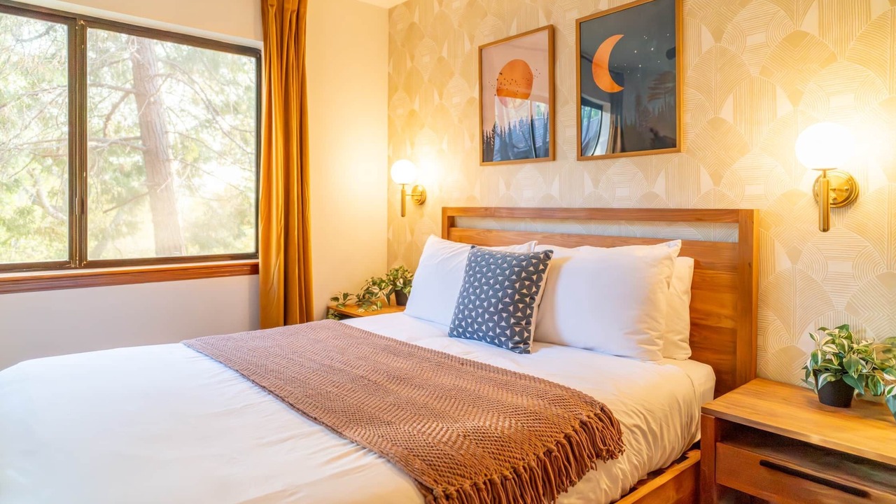 Photo of Bedroom in Three Rivers