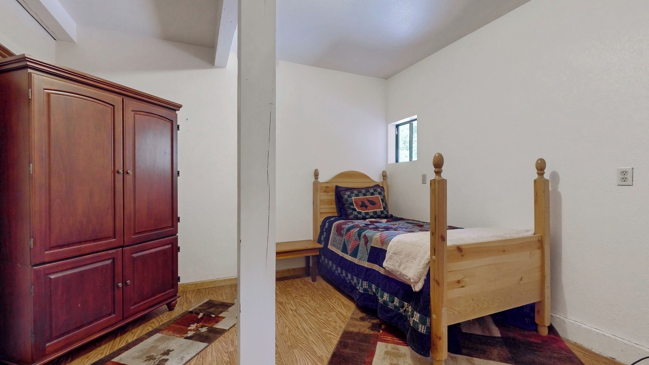 Photo of Bedroom in Blairsden-Graeagle