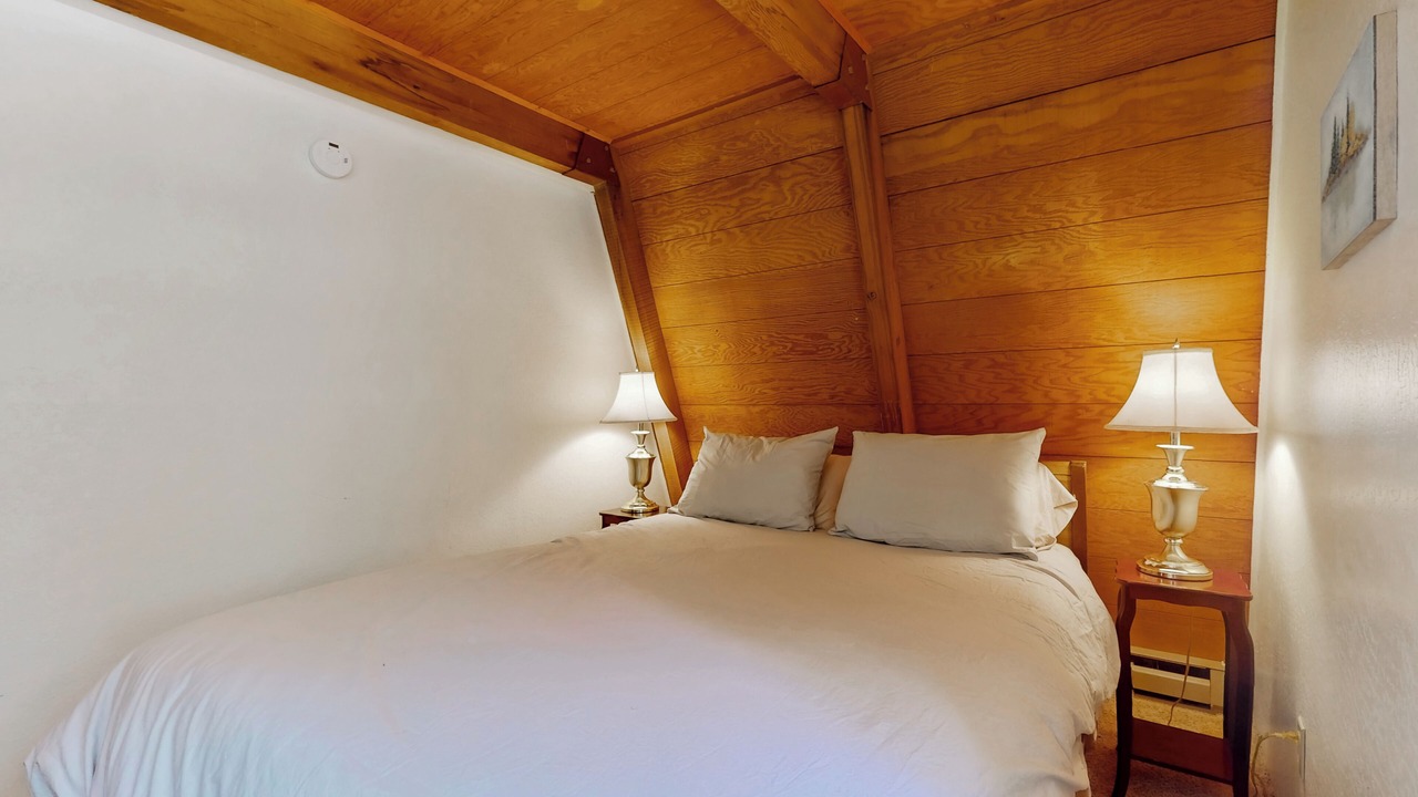 Photo of Bedroom in Blairsden-Graeagle