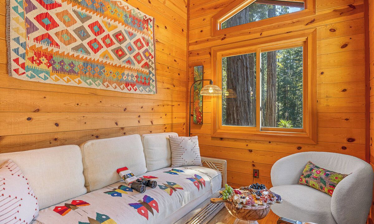 Photo of Livingroom in Gualala