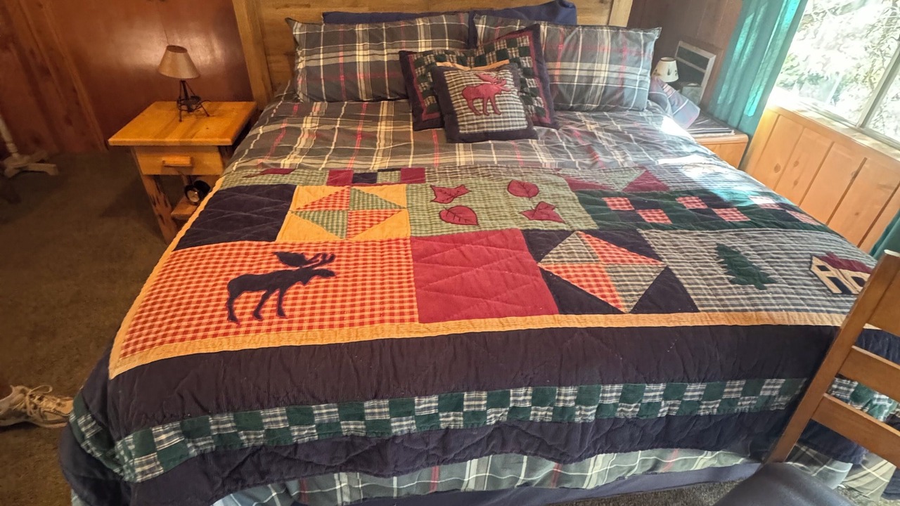 Photo of Bedroom in Pine Mountain Club