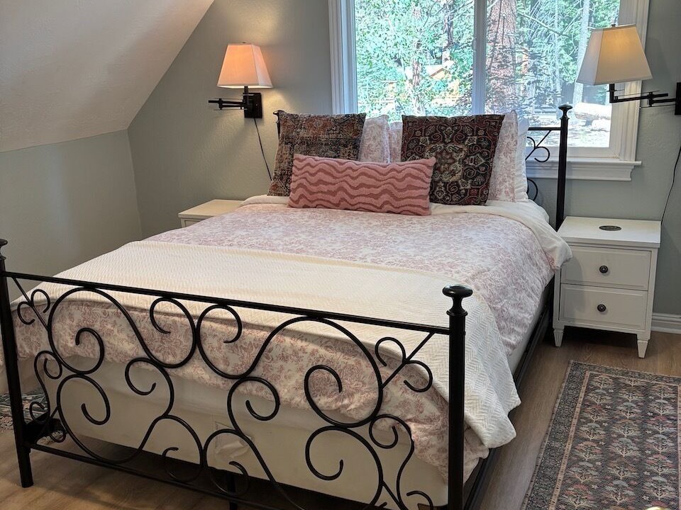 Photo of Bedroom in Tahoe Vista