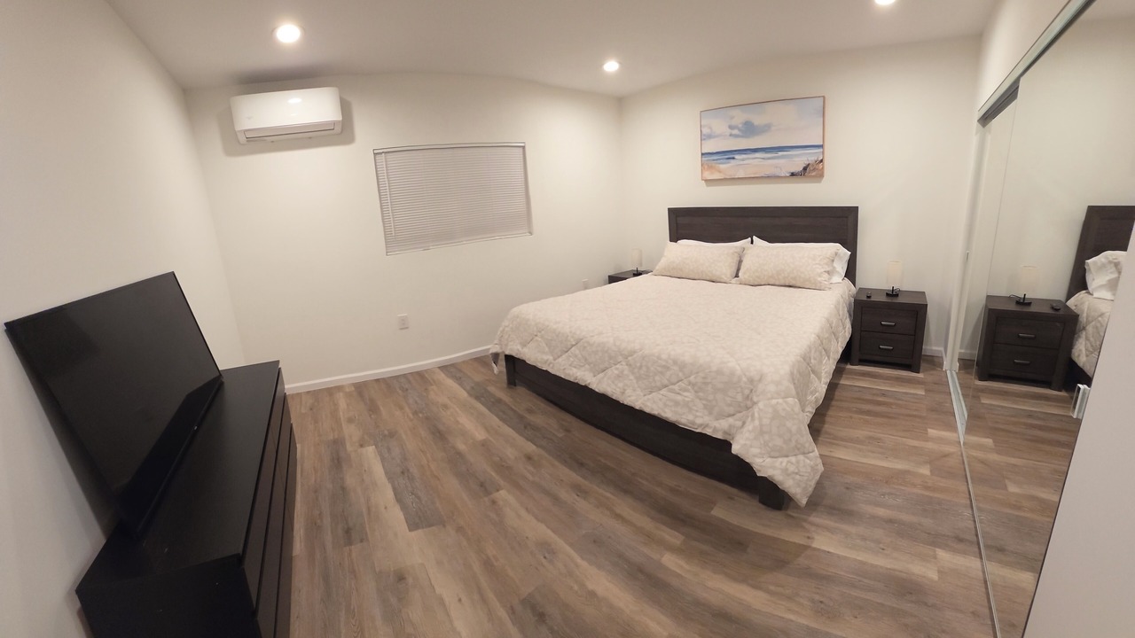 Photo of Bedroom in North Hollywood