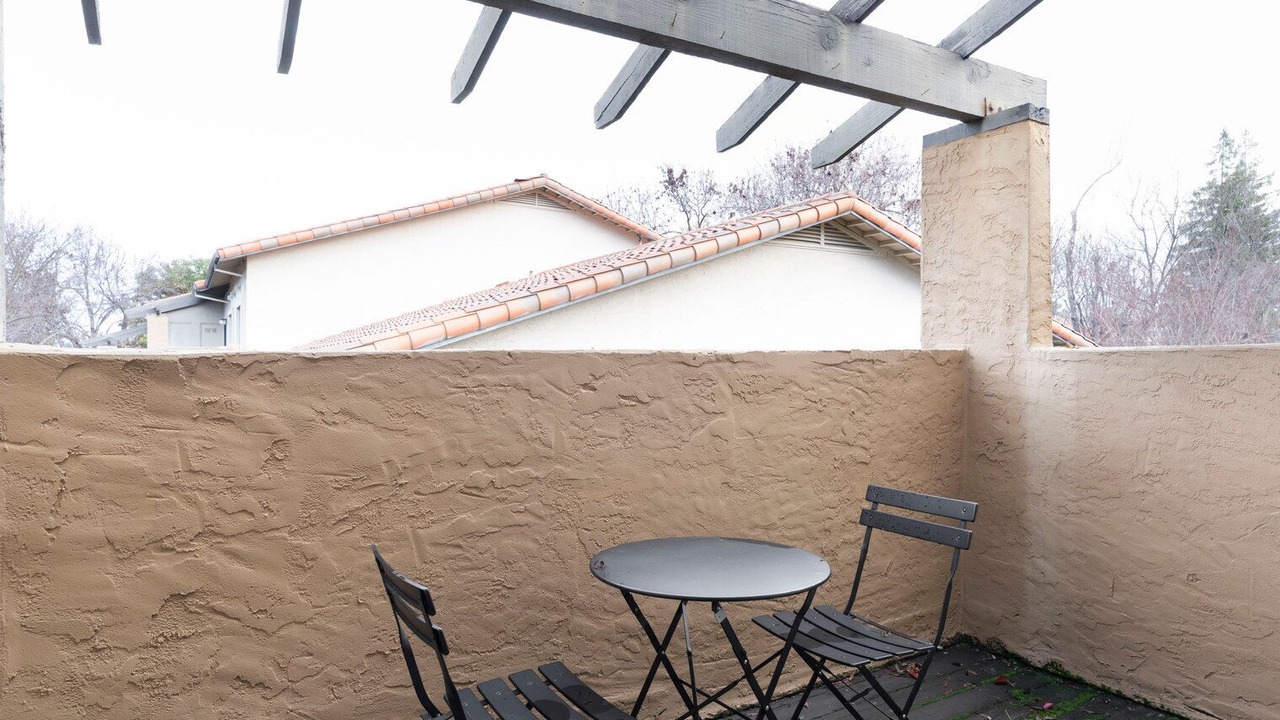 Photo of Outdoor in Shoreline West